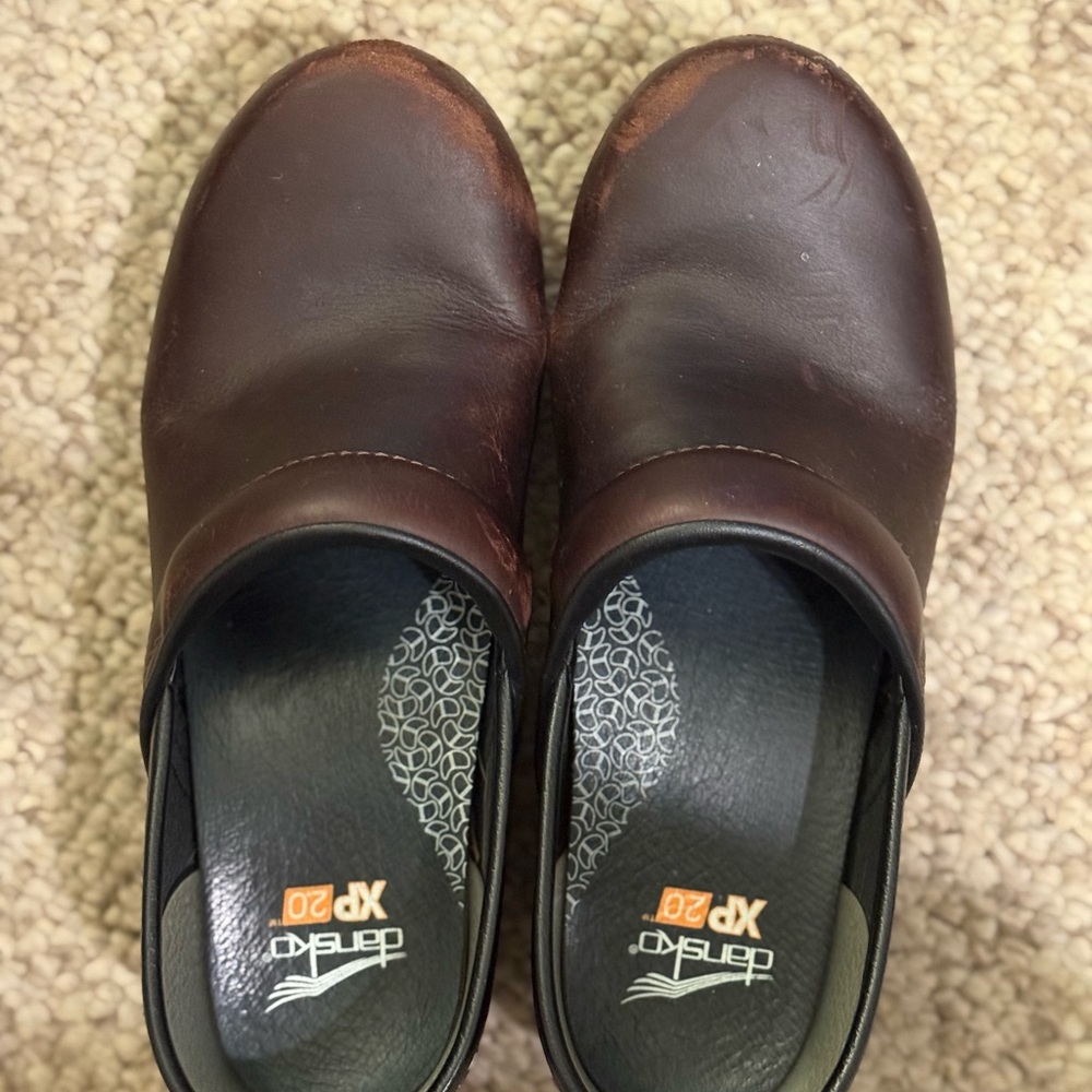 Dansko Brown XP 2.0 Clogs EU 37 US 6.5-7